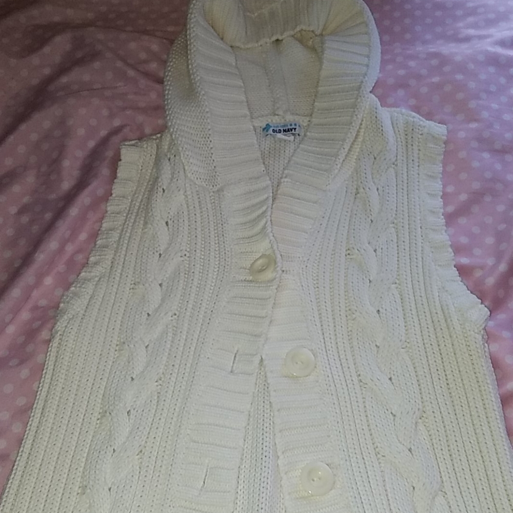 Knitted/hoodied cover up